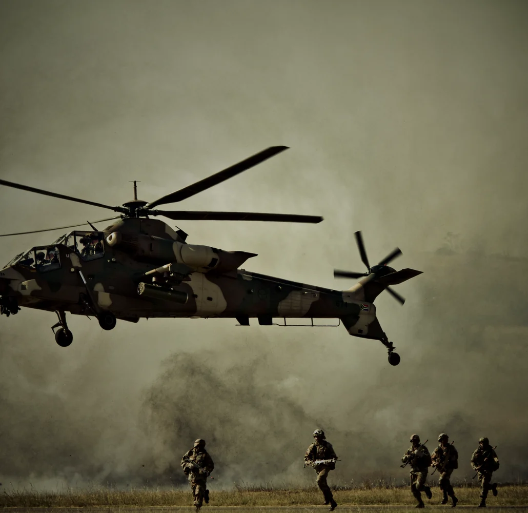 Helicóptero em operação cinematográfica